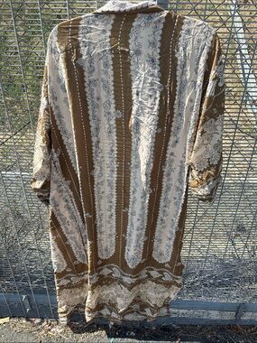 Novella Royale NWOT Robe SZ M/L